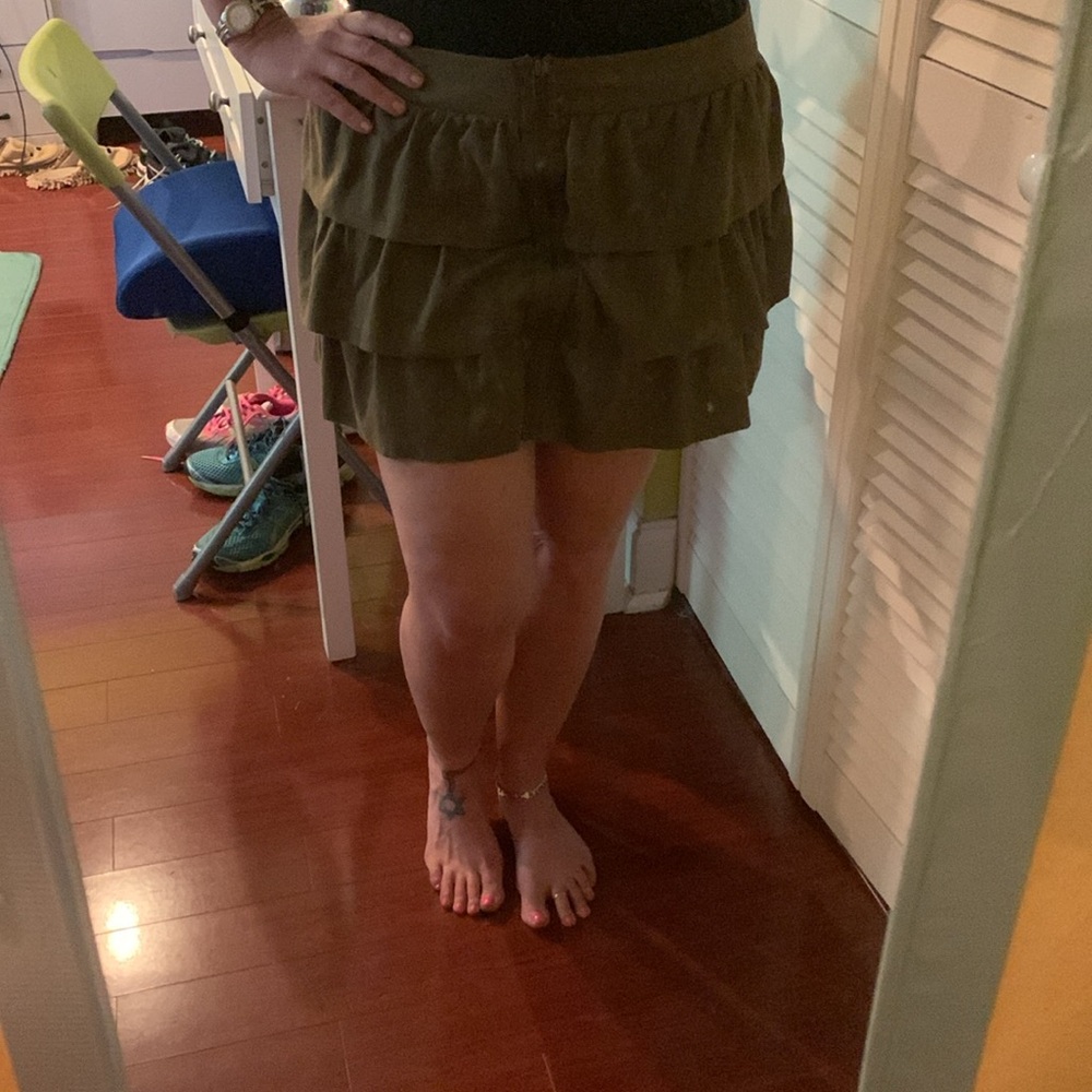 BCBG vintage ruffled velvet mini skirt